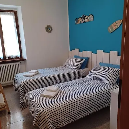 A 2 Passi Dal Idro Bondone